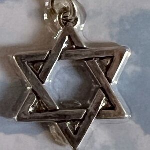 Charm: NEW Sterling Silver Plated Star of David Hebrew Judaica Faith